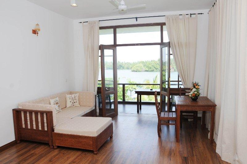 Thumbelina Apartments & Hotel Aluthgama Eksteriør billede