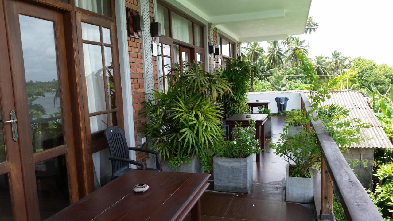 Thumbelina Apartments & Hotel Aluthgama Eksteriør billede